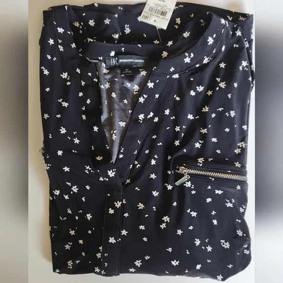 SOLD! INC Women's 3X Riley Ditsy Floral Pullover Long Sleeve - Picture 9 of 14